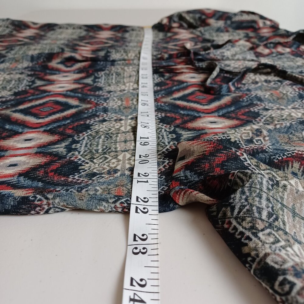 Aztec Pattern Tab Sleeve Blouse - Picture 11 of 16